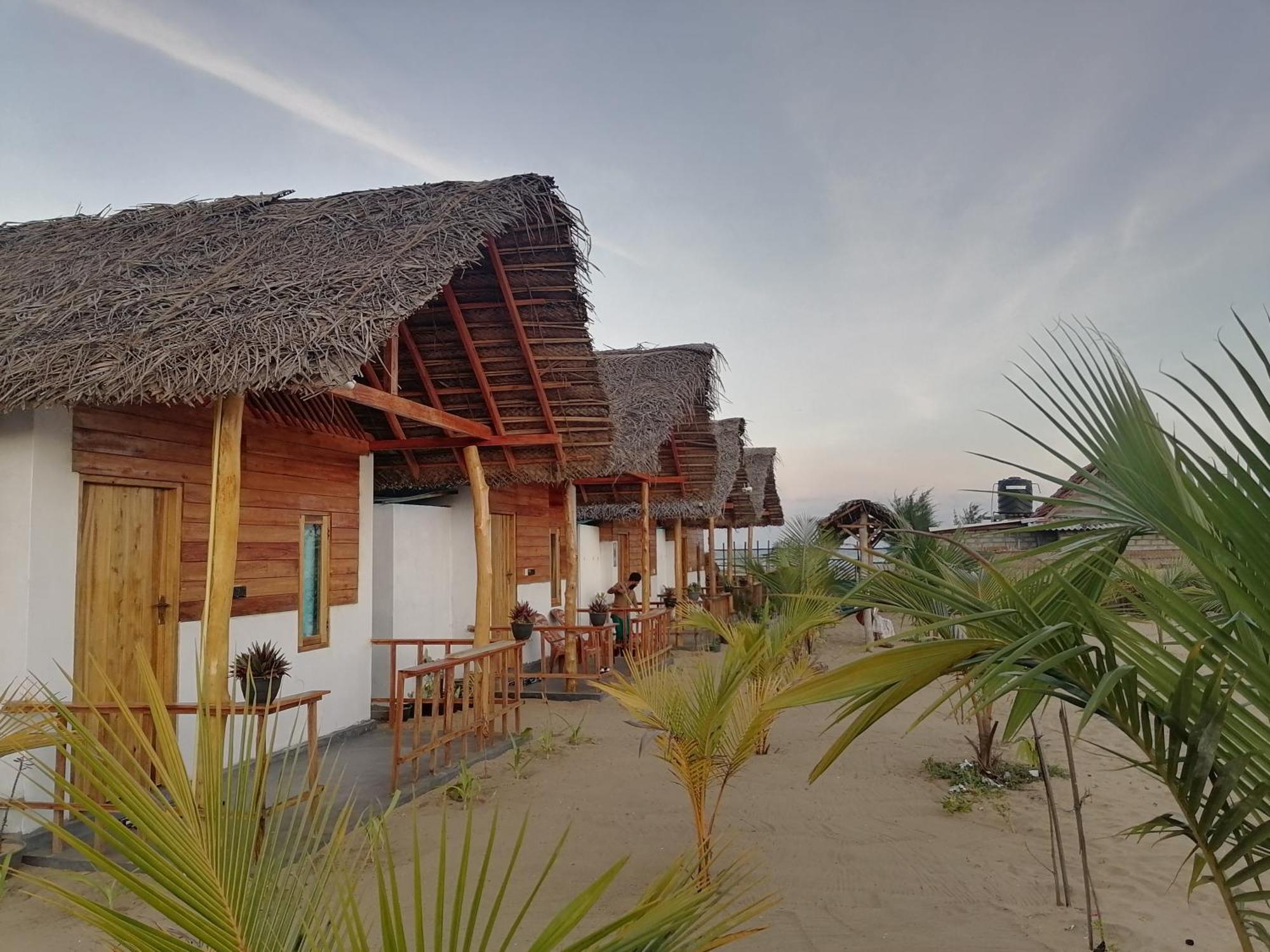 Amwaj Blue Cabana Arugambay Arugam Bay Zewnętrze zdjęcie